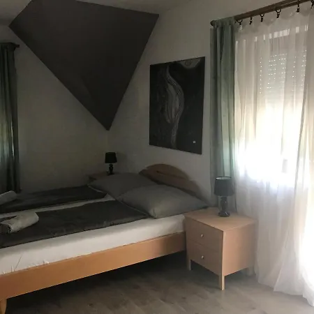 Márta Apartamento Balatonalmádi