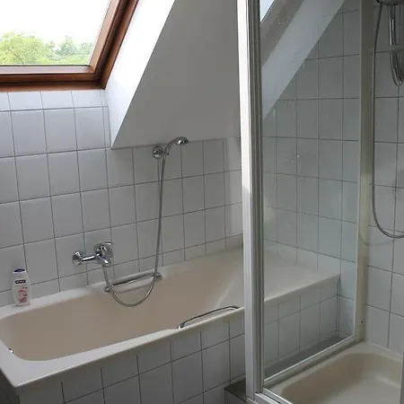 Marta 巴拉顿诺尔马迪